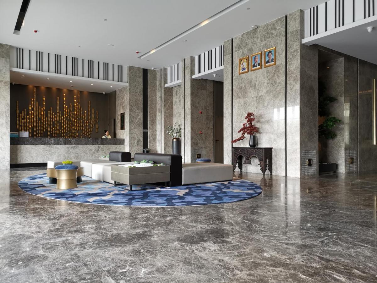 Tian Yi International Hotel 天艺国际酒店 Phnom Penh Exteriör bild