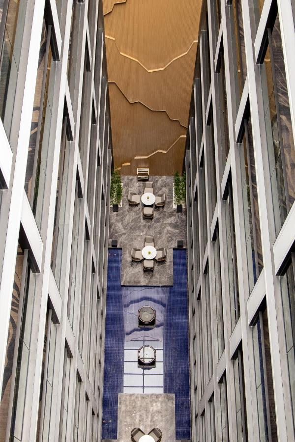 Tian Yi International Hotel 天艺国际酒店 Phnom Penh Exteriör bild